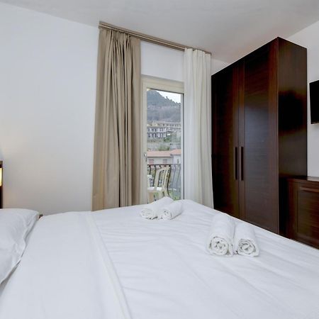Hotel Bellavista Тіньяле Екстер'єр фото
