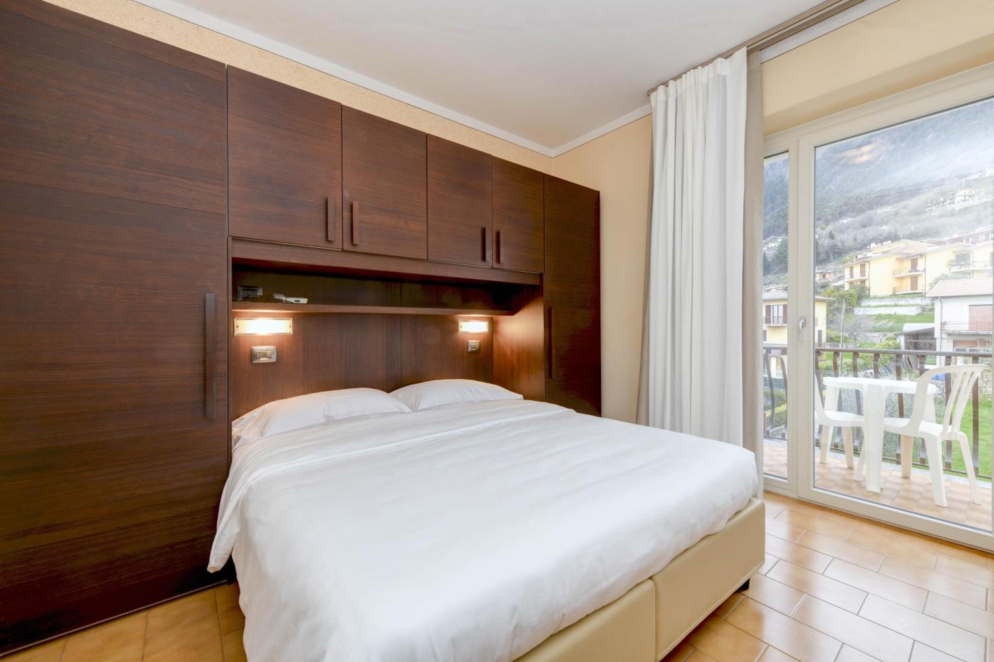 Hotel Bellavista Тіньяле Екстер'єр фото