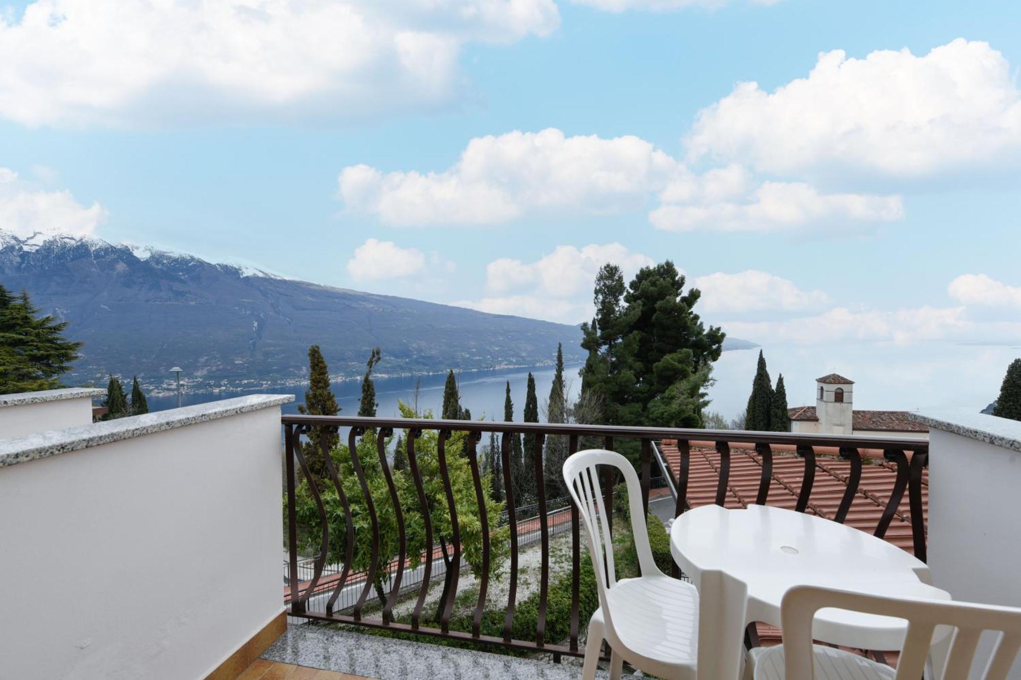 Hotel Bellavista Тіньяле Екстер'єр фото