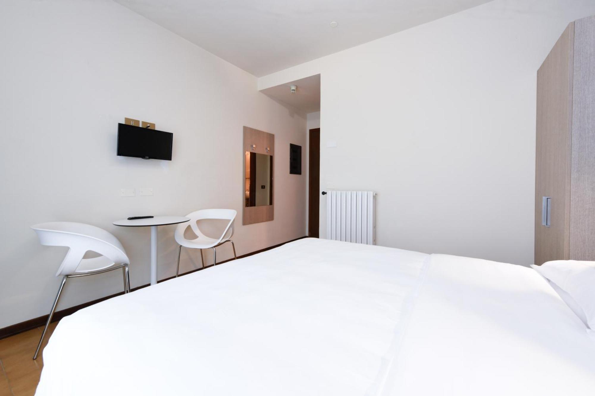 Hotel Bellavista Тіньяле Екстер'єр фото