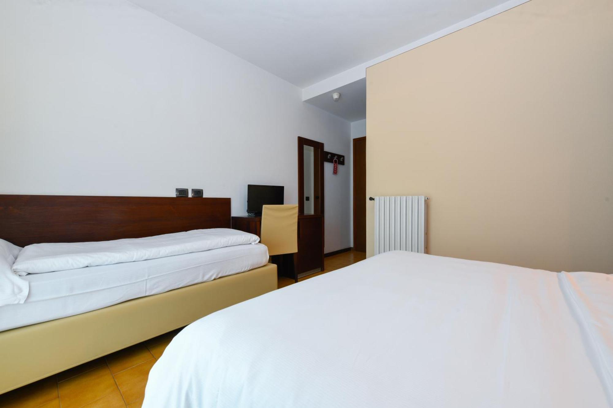 Hotel Bellavista Тіньяле Екстер'єр фото