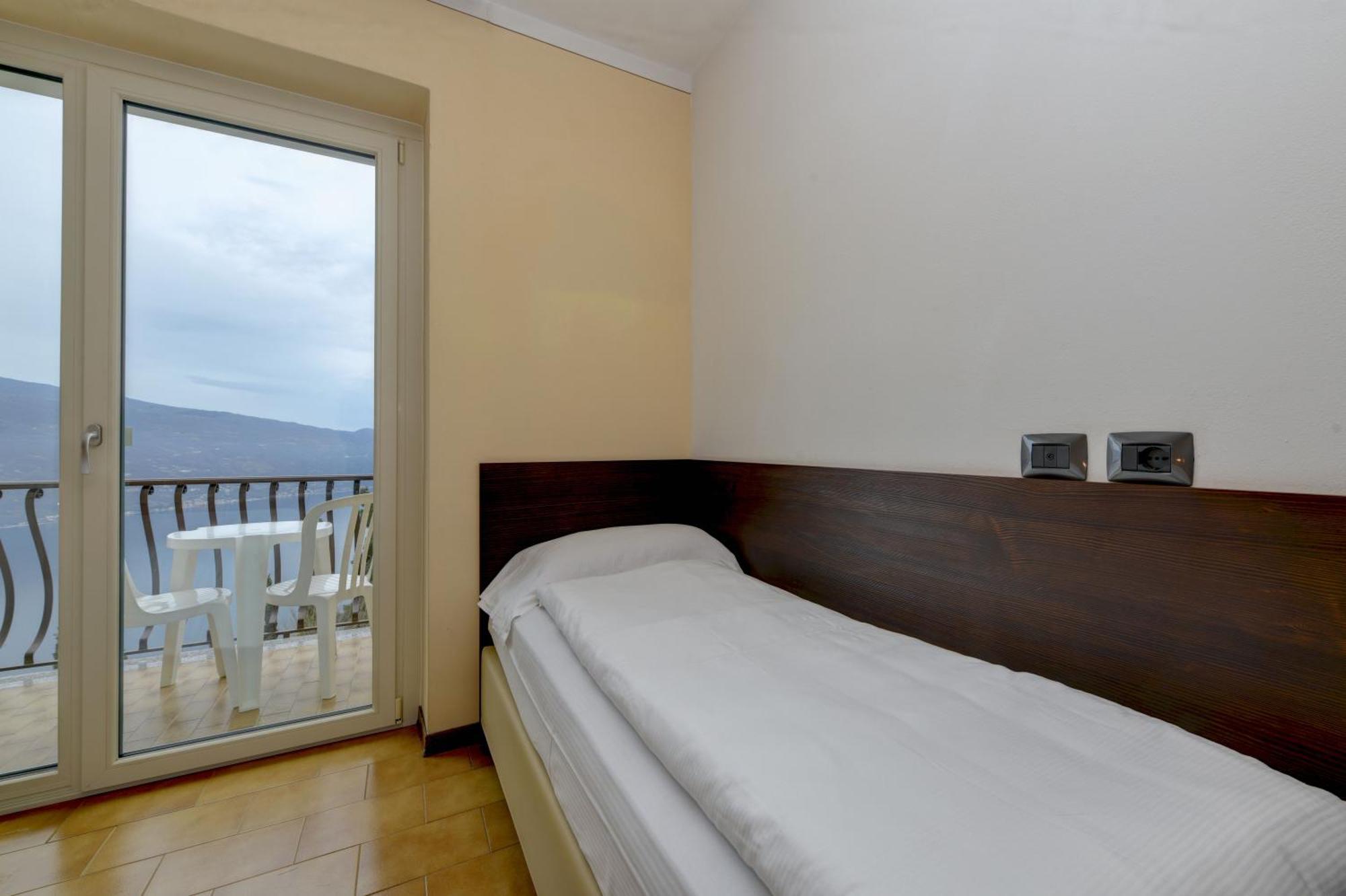 Hotel Bellavista Тіньяле Екстер'єр фото