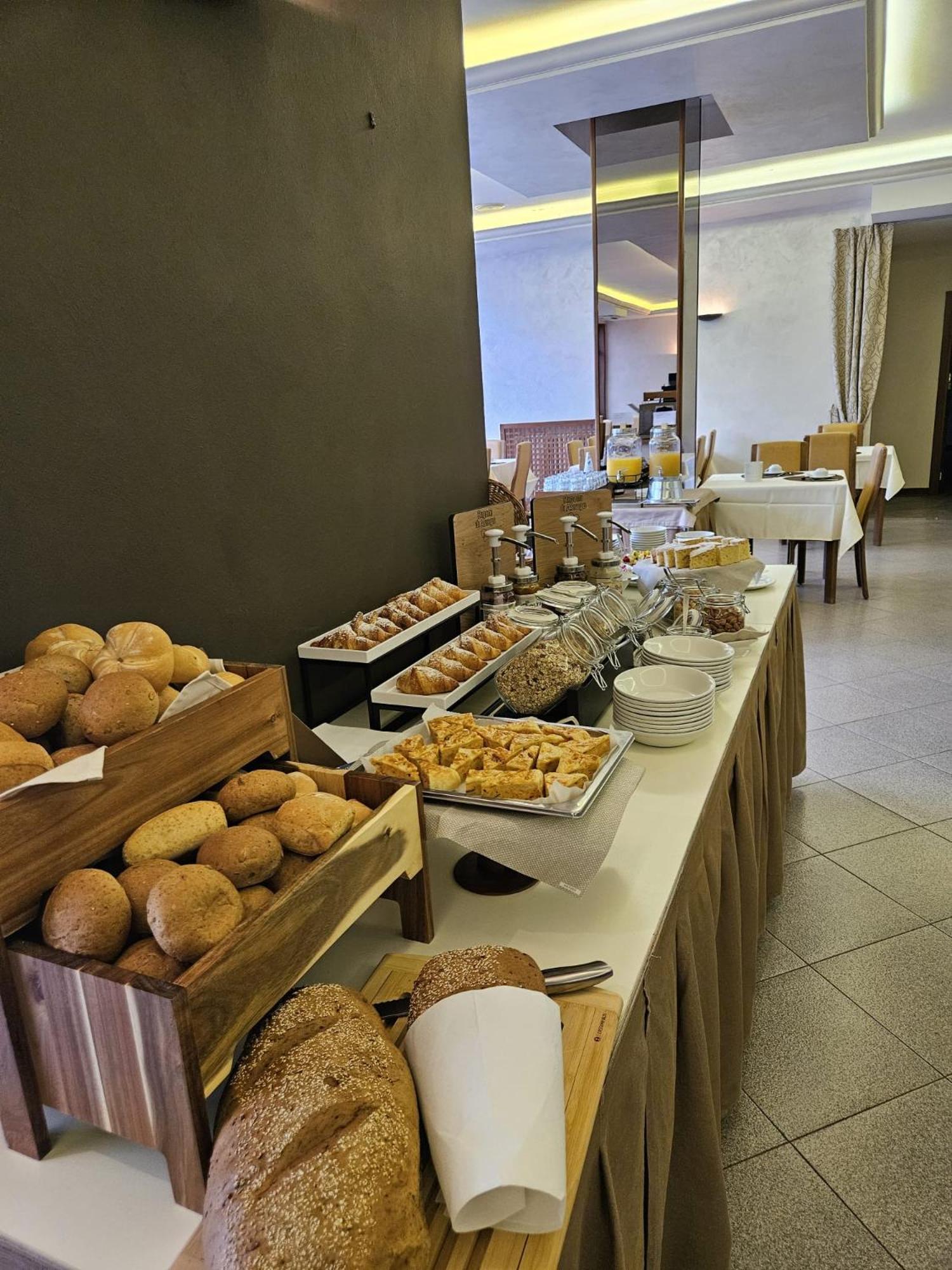 Hotel Bellavista Тіньяле Екстер'єр фото